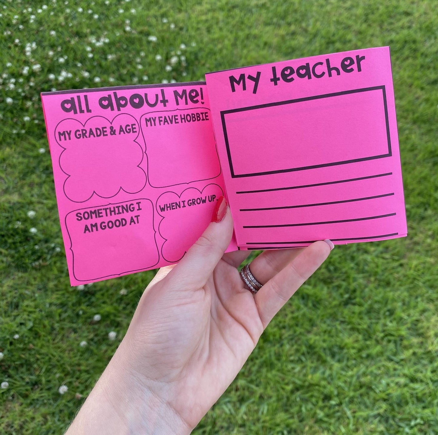 End of Year Student Gift, a printable memory book for students to write and reflect.