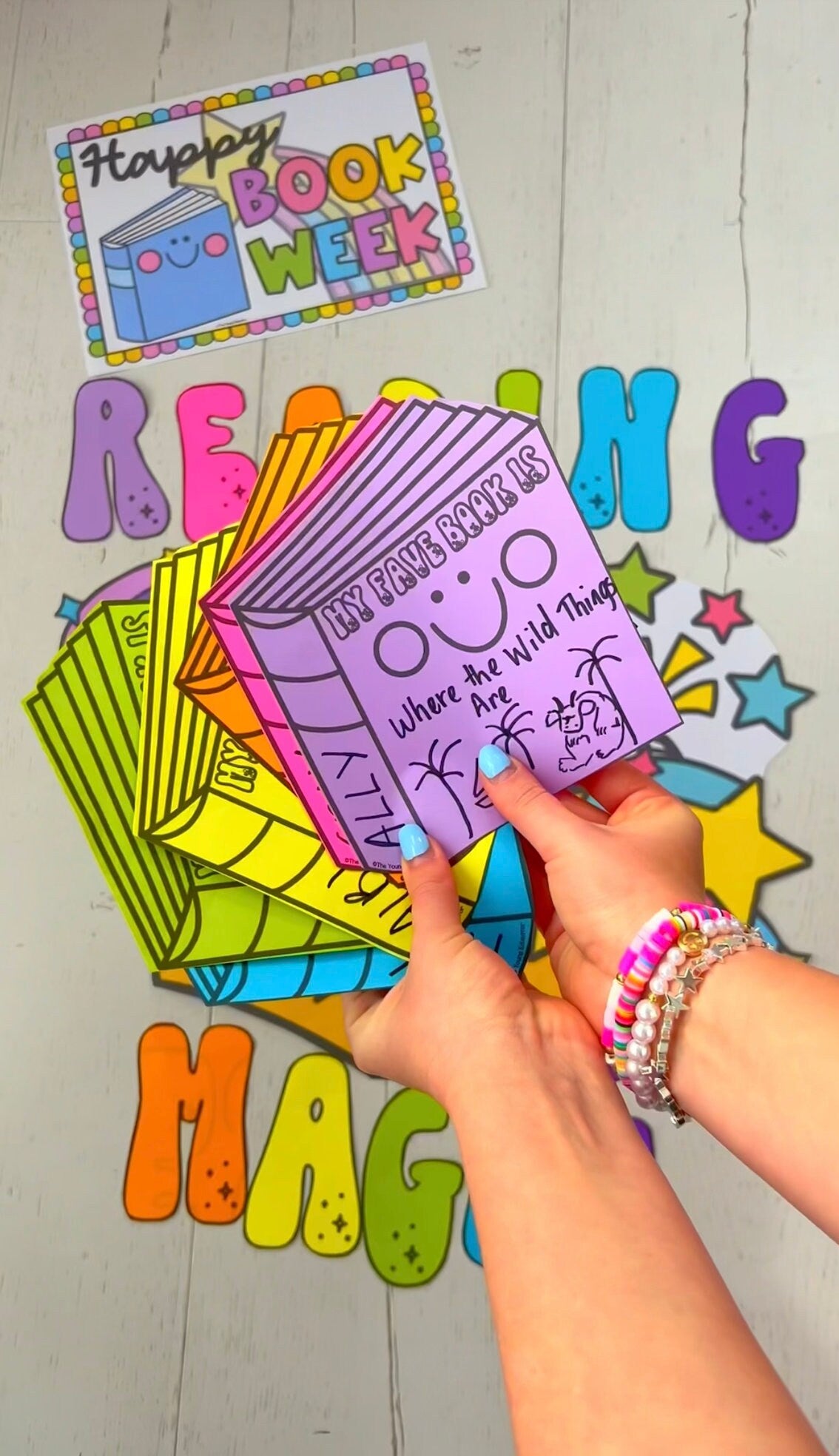 READING IS MAGIC!/ Book Reading Display / Book Week / Book Parade