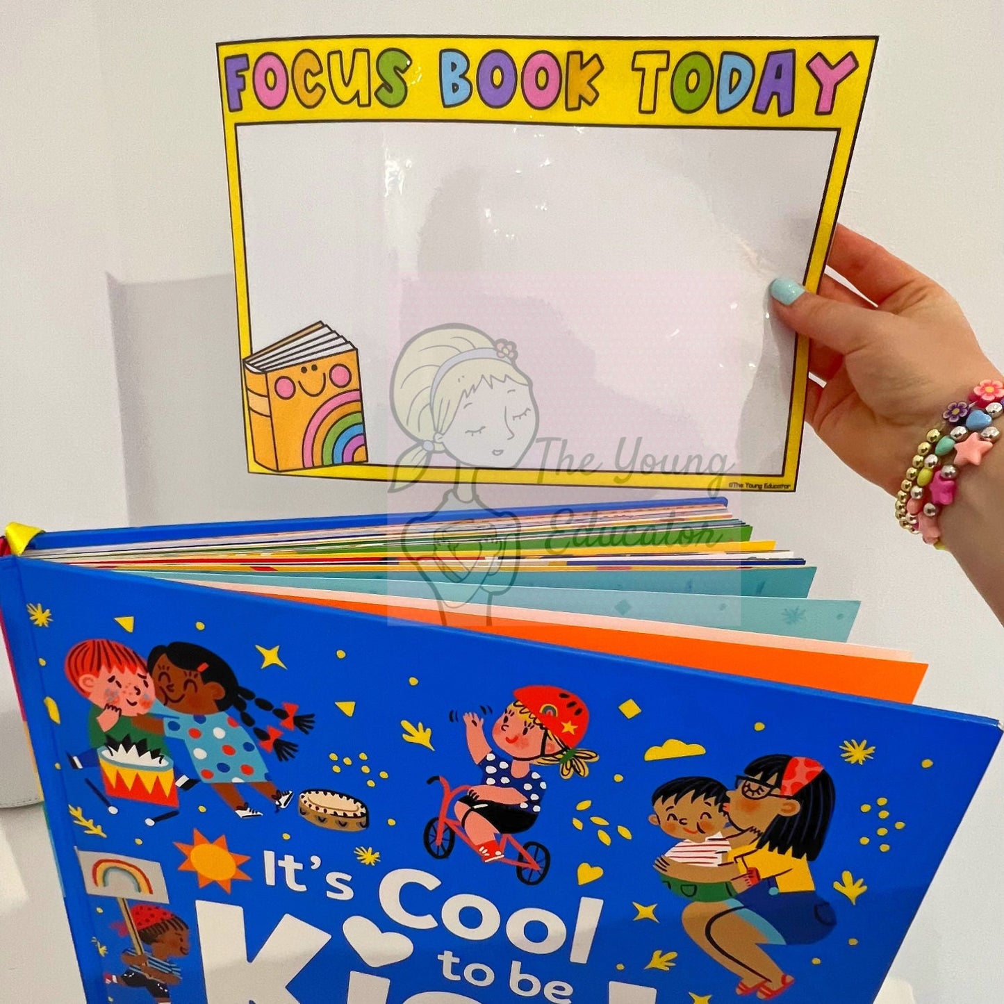 BOOK READING DISPLAY / Book Week / Read, Grow, Inspire!