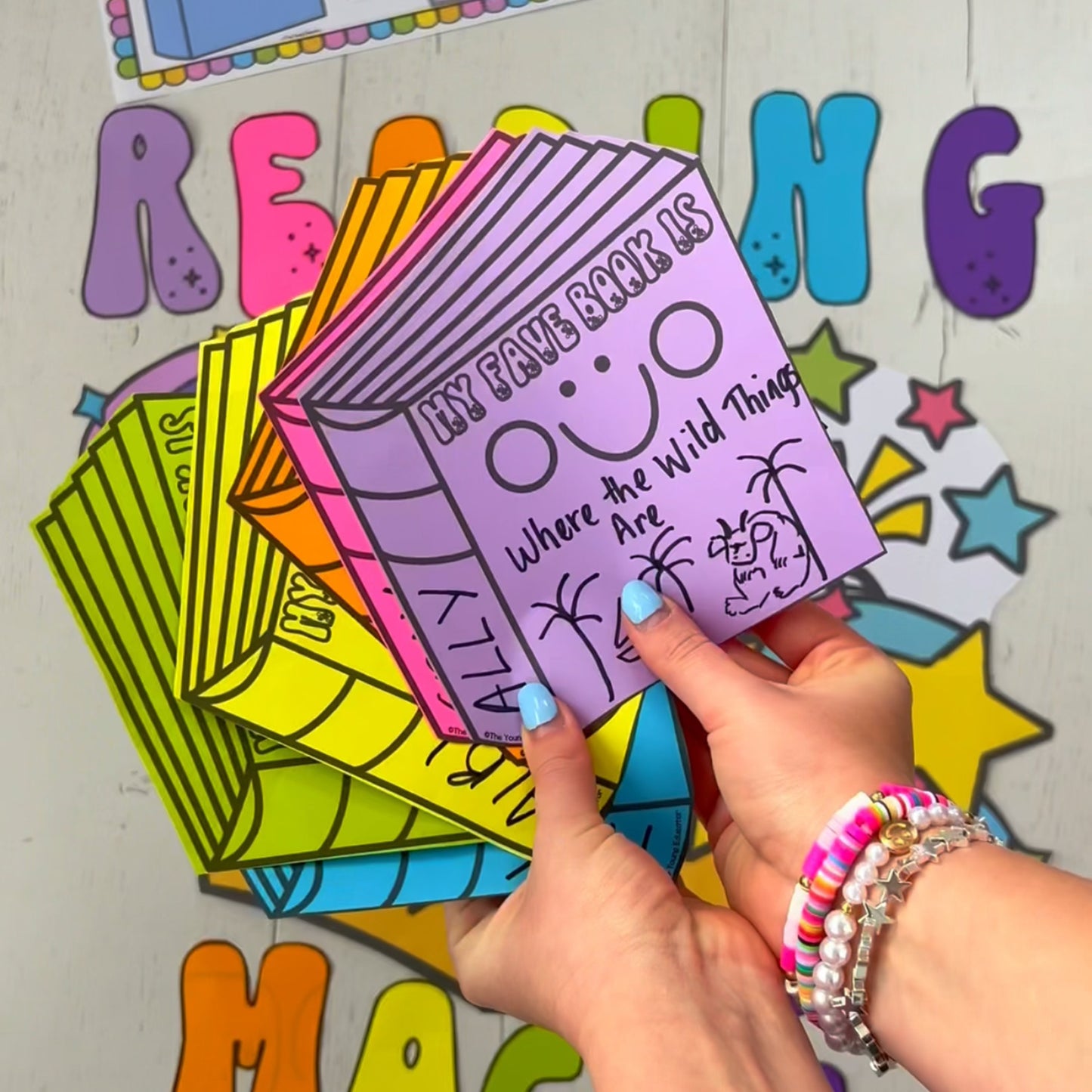READING IS MAGIC!/ Book Reading Display / Book Week / Book Parade